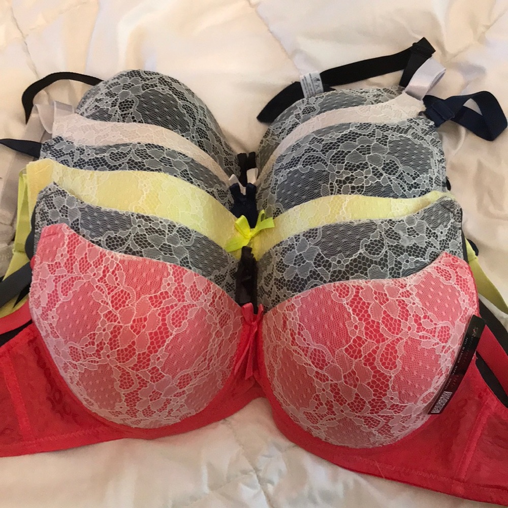 Set of 6 bras